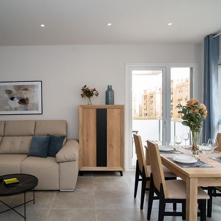 Aac Malaga - Apartamento Con Terraza, Muy Amplio, Totalmente Equipado, Cerca Del Centro Y Nuevo! Ruang foto