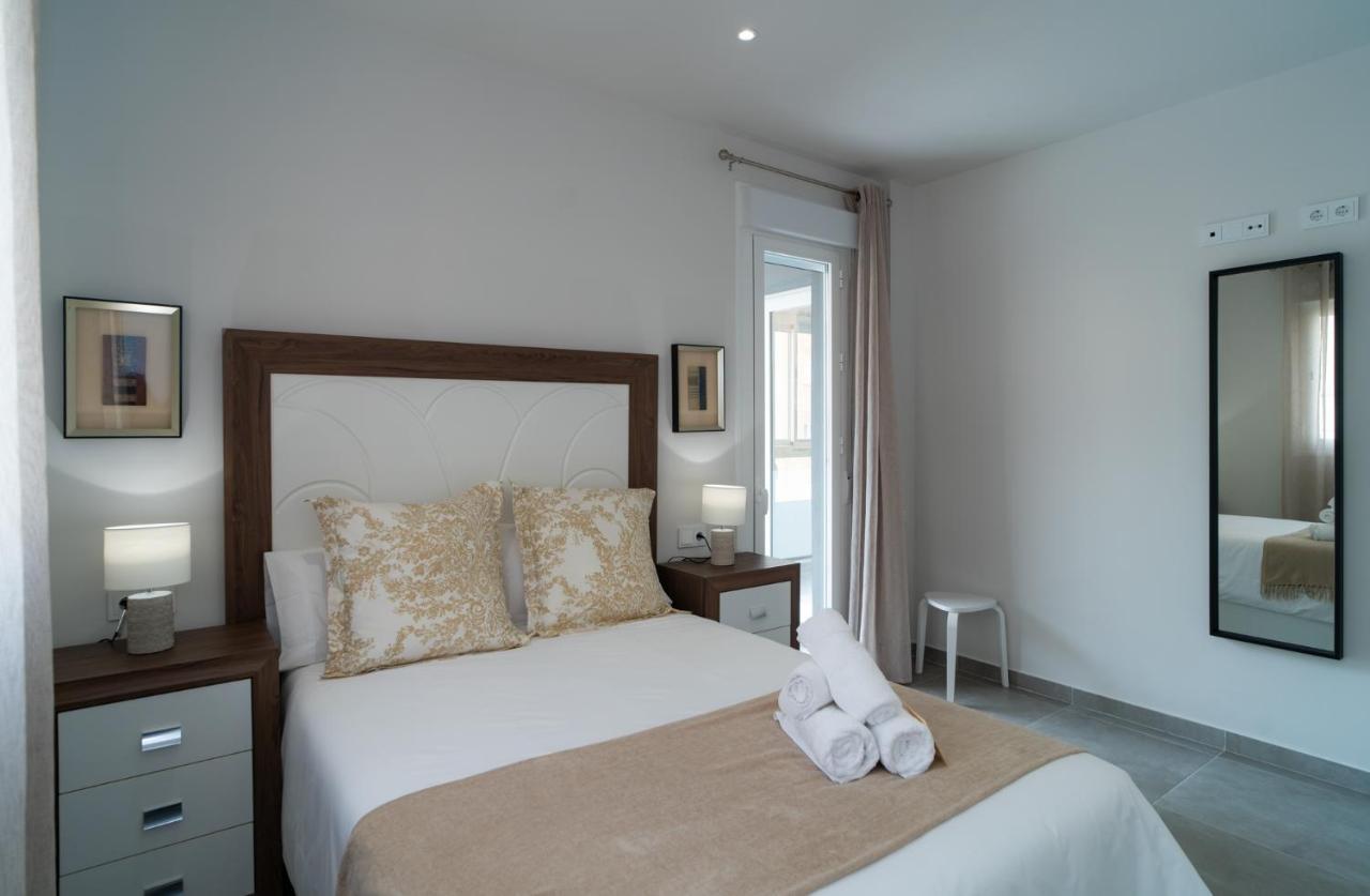 Aac Malaga - Apartamento Con Terraza, Muy Amplio, Totalmente Equipado, Cerca Del Centro Y Nuevo! Bagian luar foto