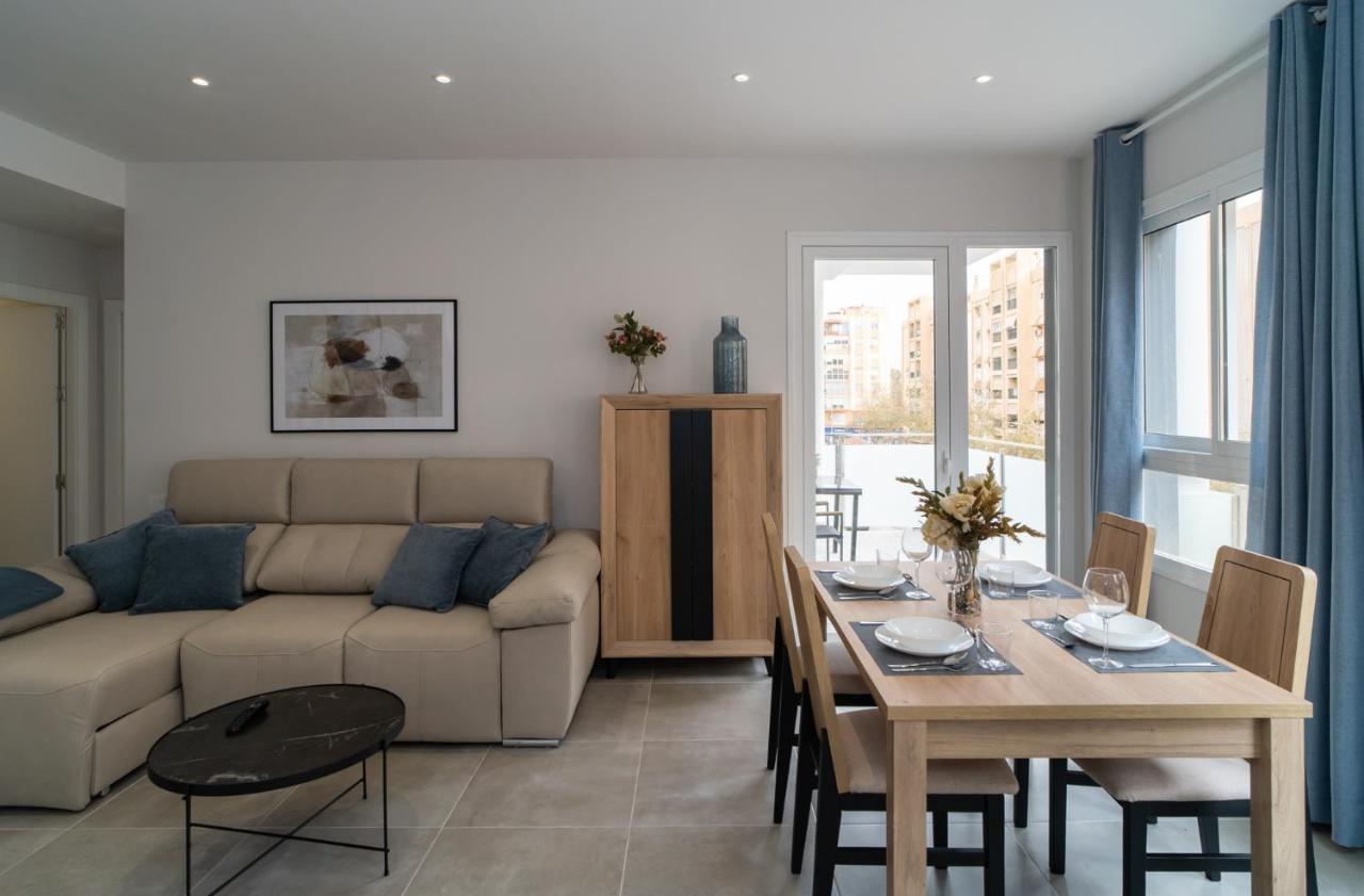 Aac Malaga - Apartamento Con Terraza, Muy Amplio, Totalmente Equipado, Cerca Del Centro Y Nuevo! Bagian luar foto