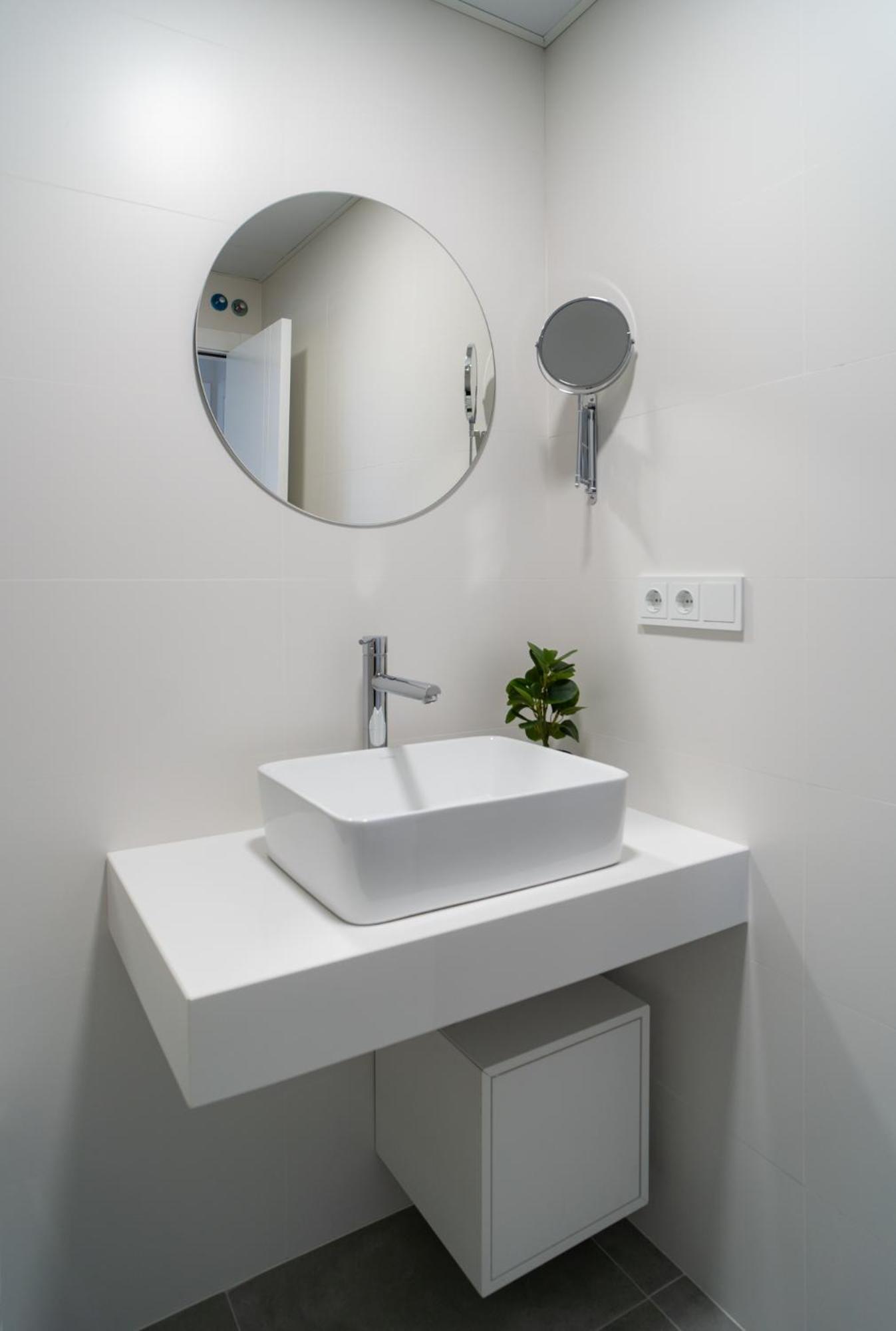 Aac Malaga - Apartamento Con Terraza, Muy Amplio, Totalmente Equipado, Cerca Del Centro Y Nuevo! Ruang foto