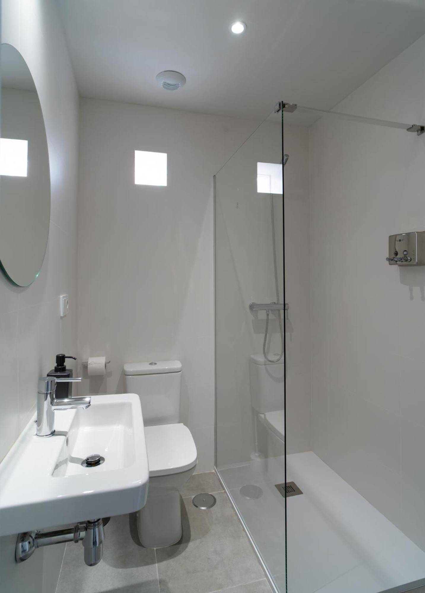 Aac Malaga - Apartamento Con Terraza, Muy Amplio, Totalmente Equipado, Cerca Del Centro Y Nuevo! Ruang foto